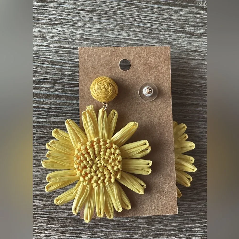 Yellow flower earrings A461